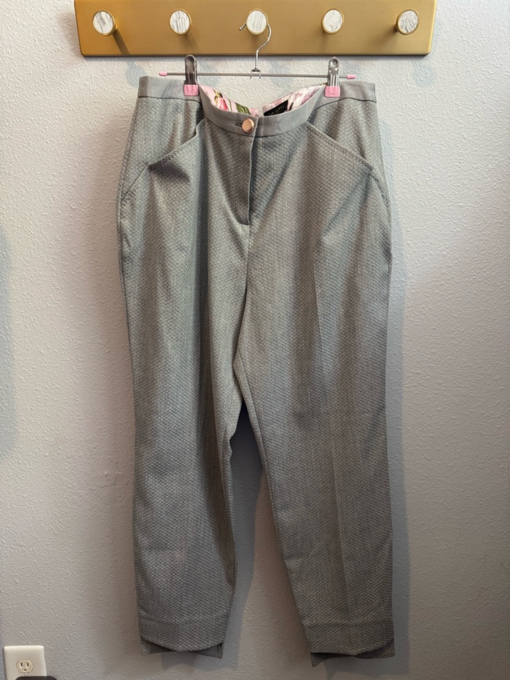 NWT Ted Baker London Light Gray Textured Waistband Trousers Sz 5/14